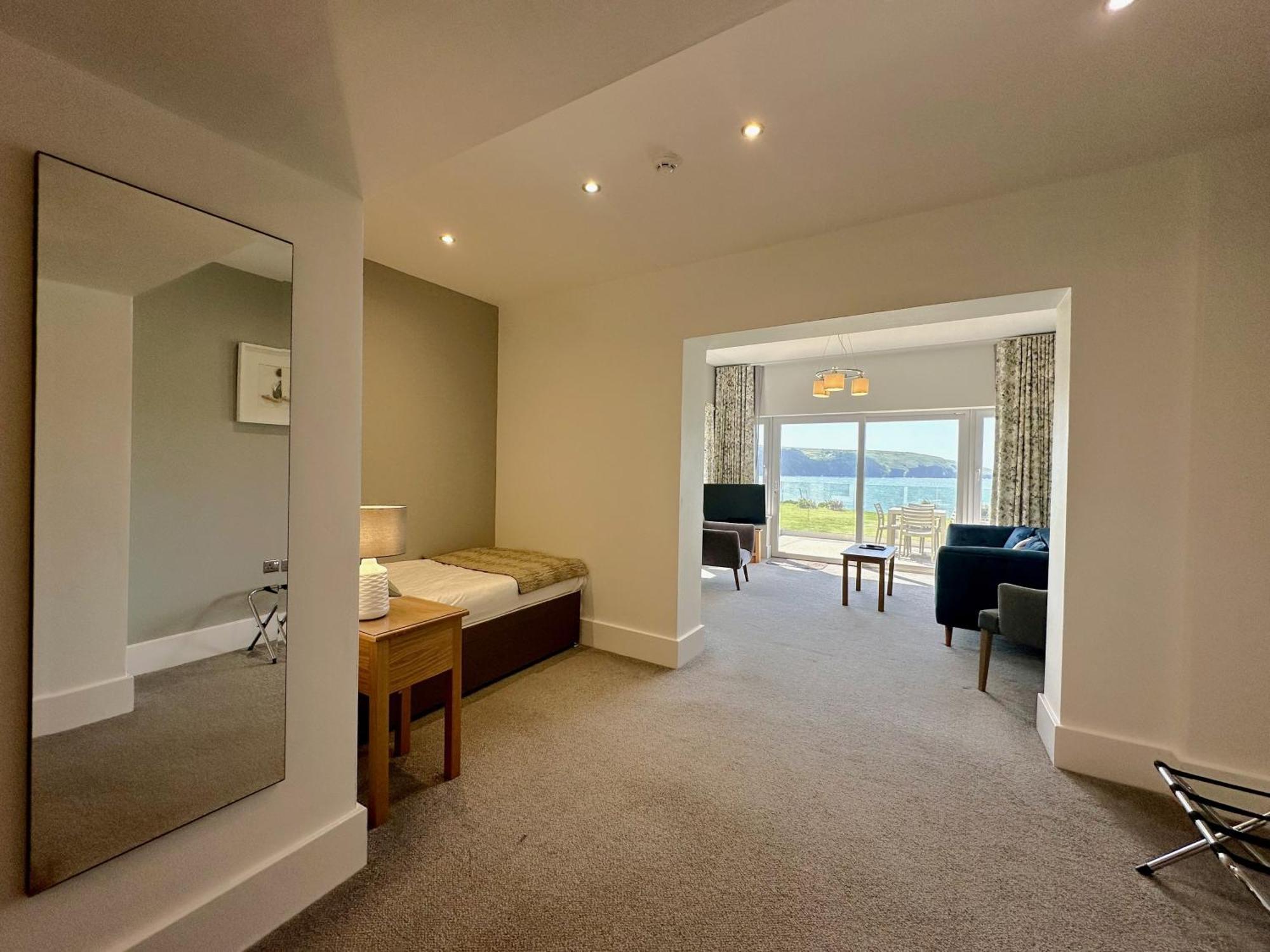 The Cliff Hotel & Spa Cardigan Exteriör bild